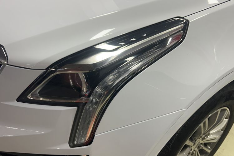 Used Cadillac XT5 2018 25T Luxury Model Left Front Headlight