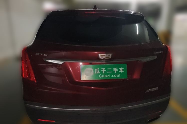Used Cadillac XT5 2018 25T Luxury Model Rear