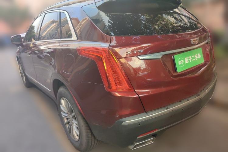 Used Cadillac XT5 2018 25T Luxury Model Rear Left 45 Deg