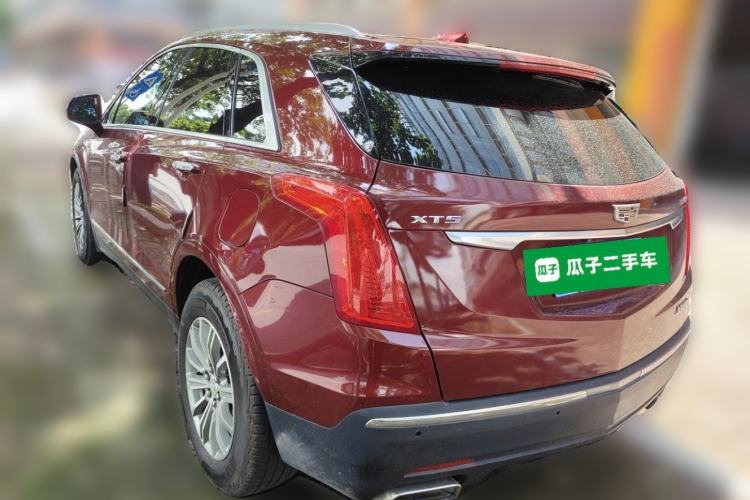 Used Cadillac XT5 2018 25T Luxury Model Rear Left 45 Deg