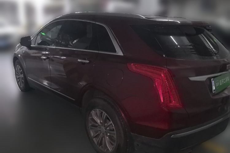 Used Cadillac XT5 2018 25T Luxury Model Rear Left 45 Deg