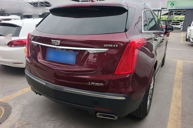 Used Cadillac XT5 2018 25T Luxury Model Rear