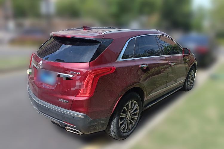 Used Cadillac XT5 2018 25T Luxury Model Rear Right 45 Deg