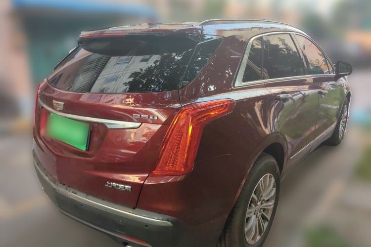Used Cadillac XT5 2018 25T Luxury Model Rear Right 45 Deg