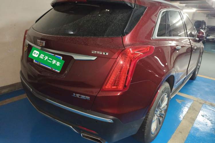 Used Cadillac XT5 2018 25T Luxury Model Rear Right 45 Deg