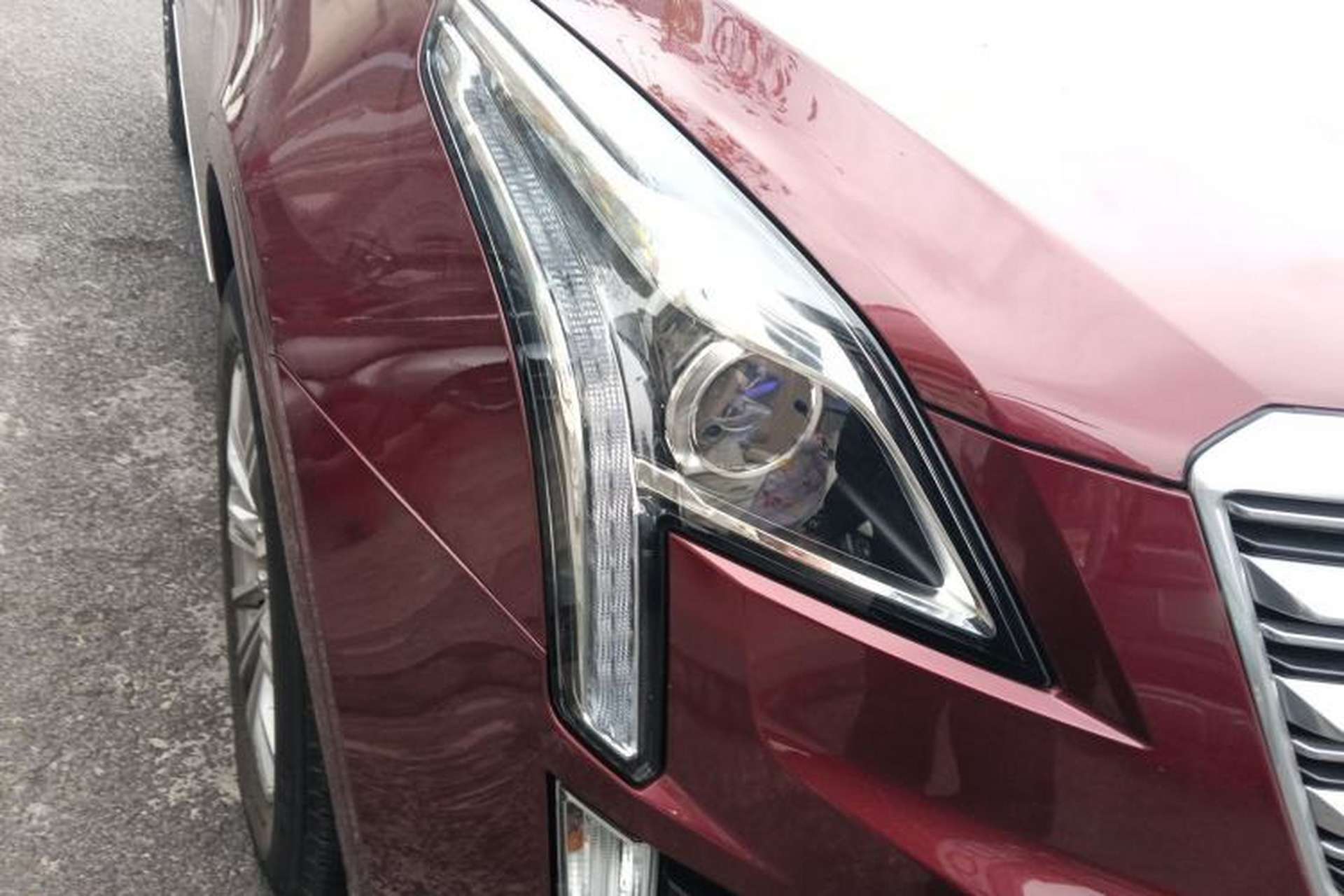 Used Cadillac XT5 2018 25T Luxury Model Right Front Headlight