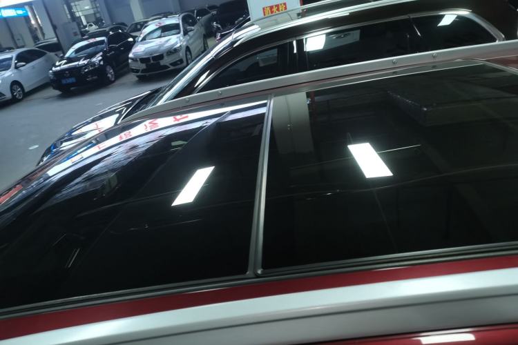 Used Cadillac XT5 2018 25T Luxury Model Roof