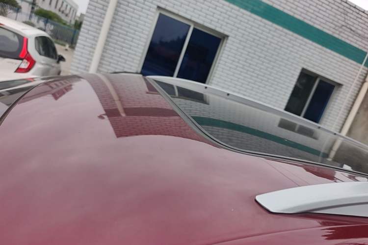 Used Cadillac XT5 2018 25T Luxury Model Roof