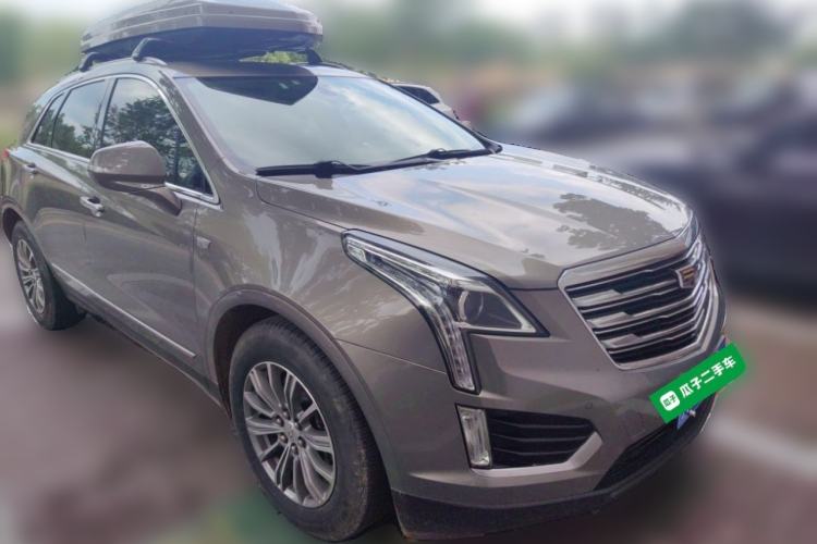 Used Cadillac XT5 2018 25T Luxury Model Front Right 45 Deg