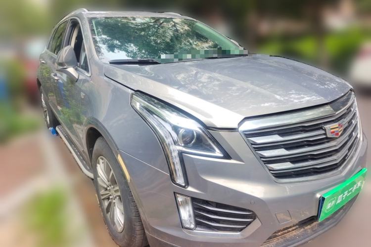 Used Cadillac XT5 2018 25T Luxury Model Front Right 45 Deg