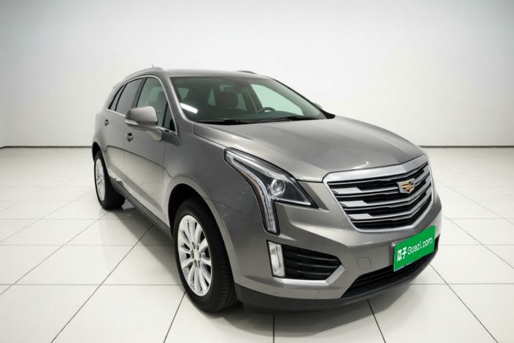 Used Cadillac XT5 2018 28E Four-Wheel Drive Tech Version Front Right 45 Deg
