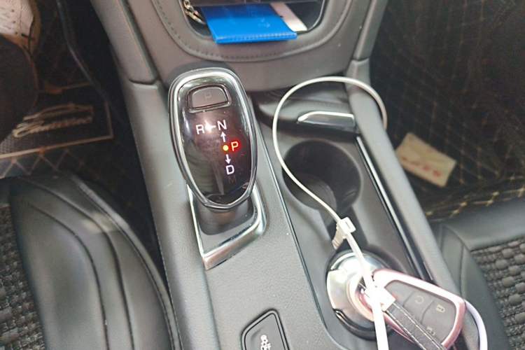 Used Cadillac XT5 2018 25T Luxury Model Gear Lever