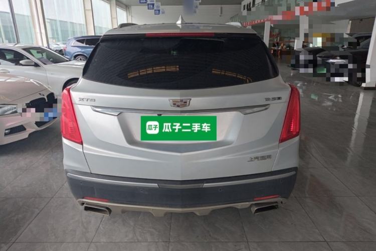 Used Cadillac XT5 2018 25T Luxury Model Rear