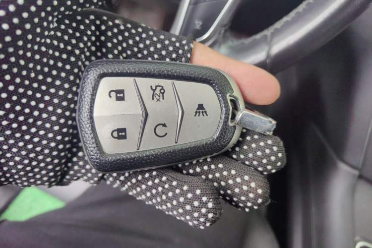 Used Cadillac XT5 2018 25T Luxury Model Vehicle Key