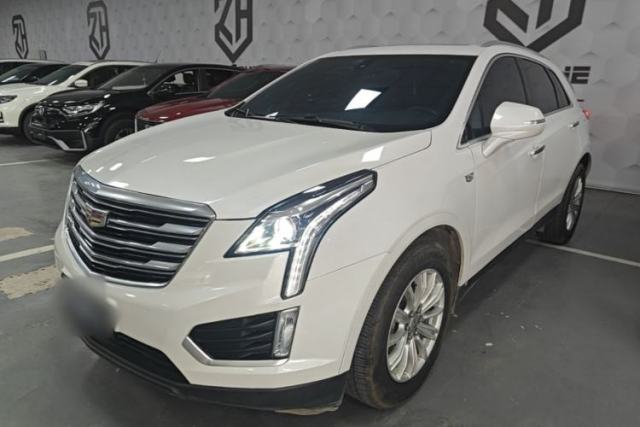 Used Cadillac XT5 2018 28E Four-Wheel Drive Tech Version