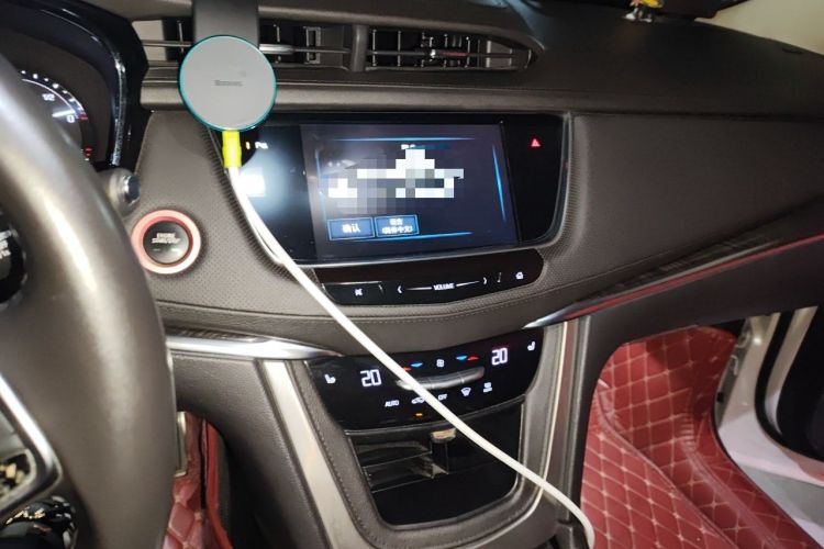 Used Cadillac XT5 2018 25T Luxury Model Audio And AC Panel