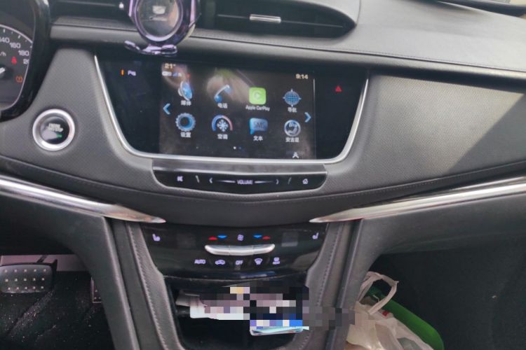 Used Cadillac XT5 2018 25T Luxury Model Audio And AC Panel
