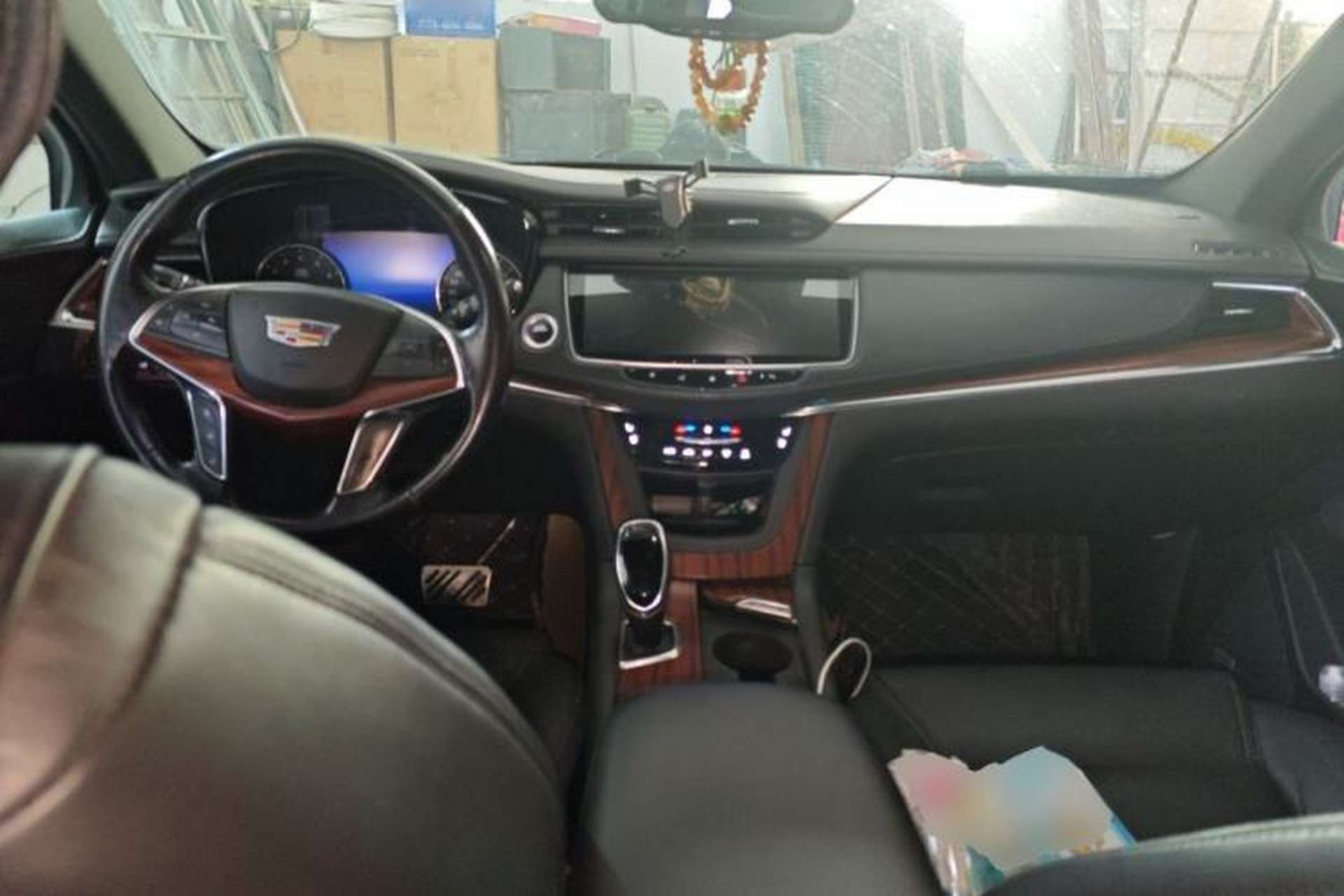 Used Cadillac XT5 2018 28E Four-Wheel Drive Leading Version Center Console