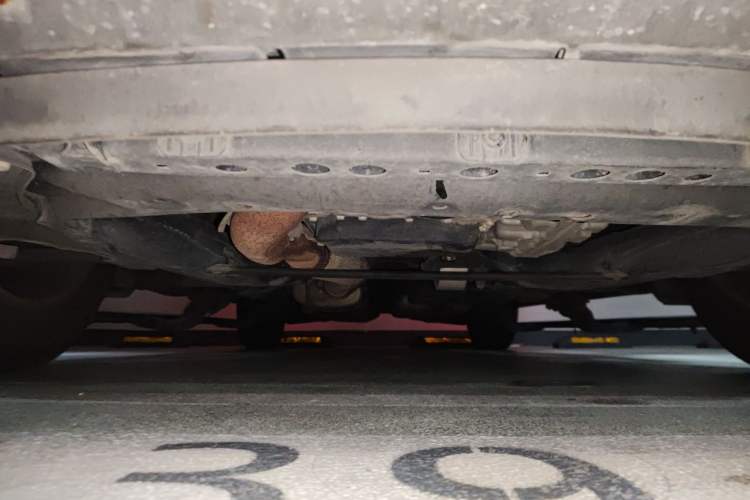 Used Cadillac XT5 2018 25T Luxury Model Chassis Front