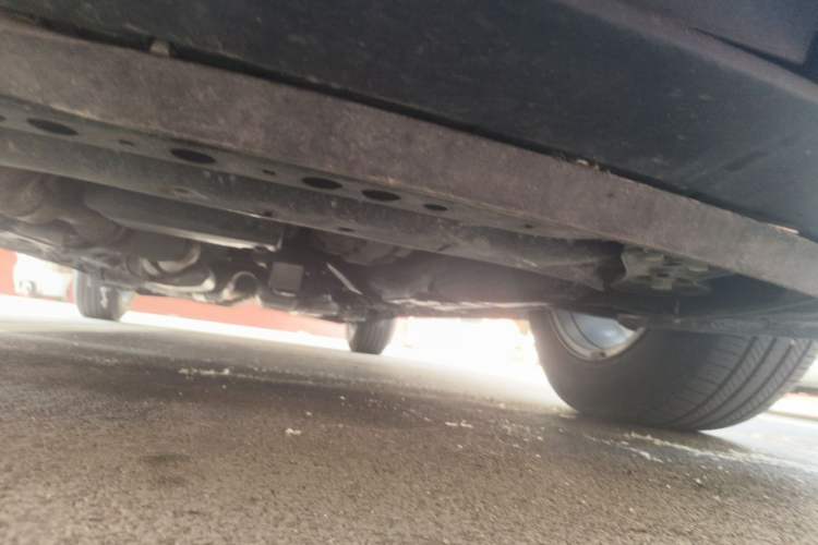 Used Cadillac XT5 2018 25T Luxury Model Chassis Front