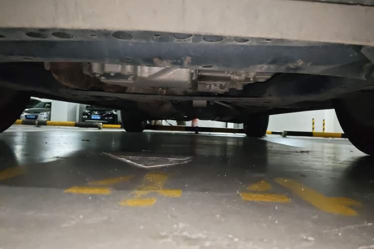 Used Cadillac XT5 2018 28E Four-Wheel Drive Tech Version Chassis Front