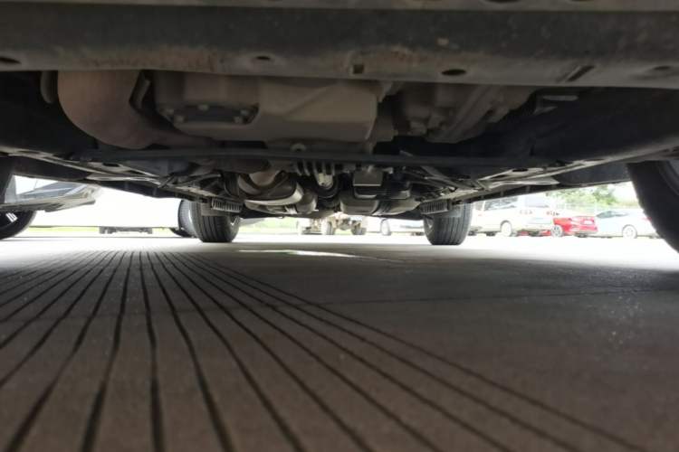 Used Cadillac XT5 2018 28T Four-Wheel Drive Luxury Model Chassis Front
