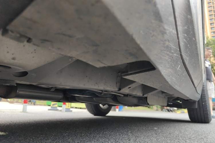 Used Cadillac XT5 2018 25T Luxury Model Chassis Front Left