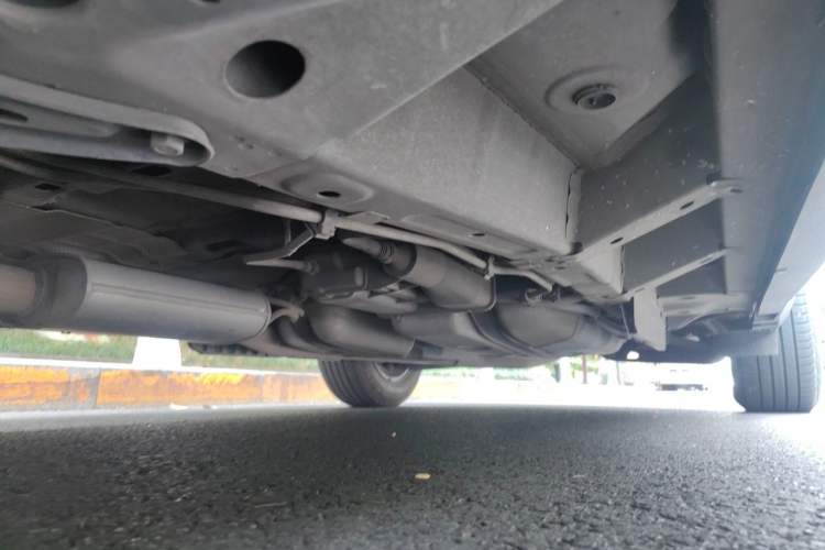 Used Cadillac XT5 2018 25T Luxury Model Chassis Front Left