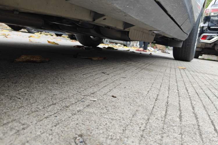 Used Cadillac XT5 2018 25T Tech Model Chassis Front Left