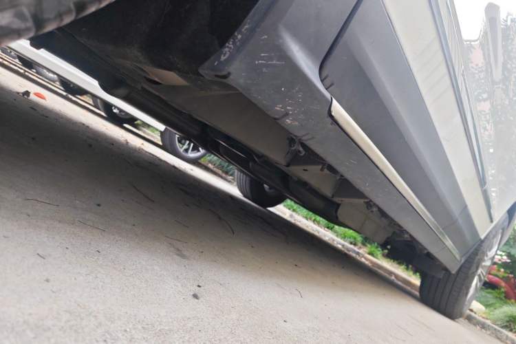 Used Cadillac XT5 2018 25T Luxury Model Chassis Front Left