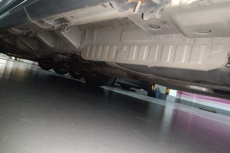 Used Cadillac XT5 2018 25T Luxury Model Chassis Front Left