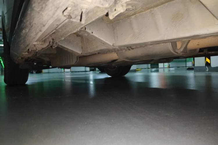 Used Cadillac XT5 2018 28E Four-Wheel Drive Tech Version Chassis Front Right