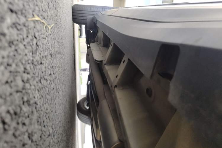 Used Cadillac XT5 2018 25T Luxury Model Chassis Front Right