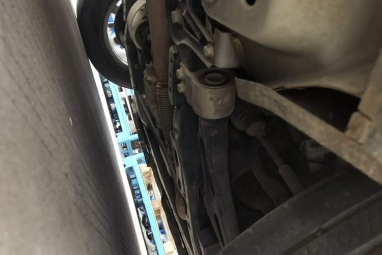 Used Cadillac XT5 2018 28T Four-Wheel Drive Luxury Model Chassis Front Right