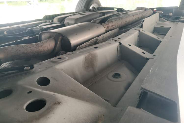 Used Cadillac XT5 2018 28T Four-Wheel Drive Luxury Model Chassis Front Right