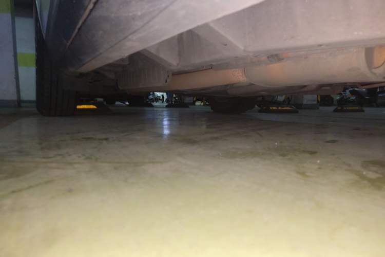Used Cadillac XT5 2018 28E Four-Wheel Drive Tech Version Chassis Front Right