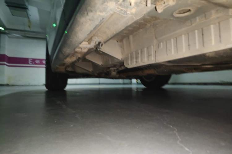 Used Cadillac XT5 2018 28E Four-Wheel Drive Tech Version Chassis Rear Left