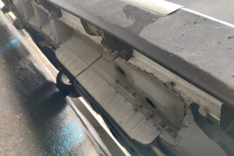 Used Cadillac XT5 2018 28E 4x4 Platinum Edition Chassis Rear Left