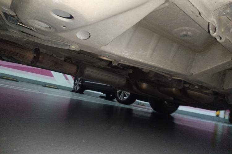 Used Cadillac XT5 2018 25T Luxury Model Chassis Rear Left