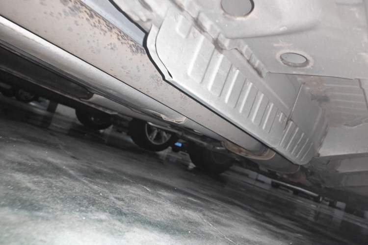 Used Cadillac XT5 2018 28E Four-Wheel Drive Tech Version Chassis Rear Right