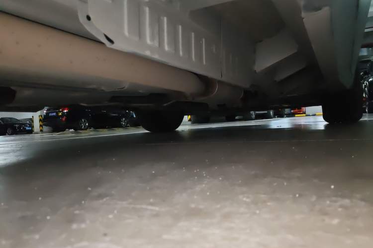 Used Cadillac XT5 2018 28E Four-Wheel Drive Tech Version Chassis Rear Right