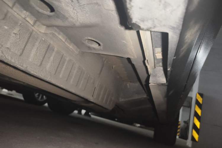 Used Cadillac XT5 2018 25T Luxury Model Chassis Rear Right