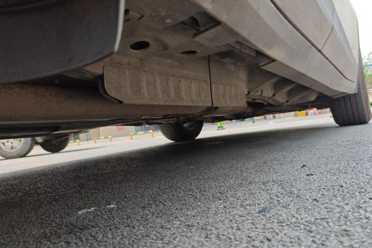 Used Cadillac XT5 2018 28E Four-Wheel Drive Tech Version Chassis Rear Right