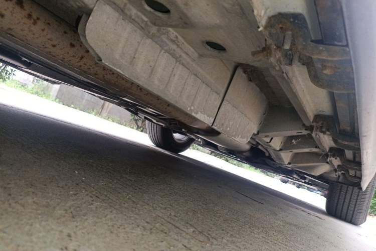 Used Cadillac XT5 2018 28E Four-Wheel Drive Tech Version Chassis Rear Right