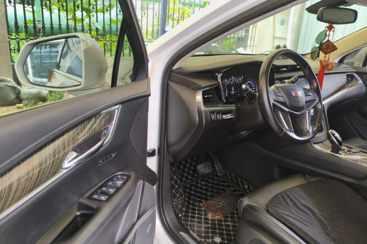 Used Cadillac XT5 2018 28T Four-Wheel Drive Luxury Model Driver Seat