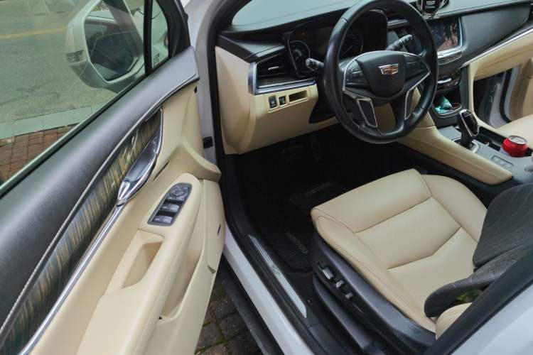 Used Cadillac XT5 2018 28T Four-Wheel Drive Luxury Model Driver Seat
