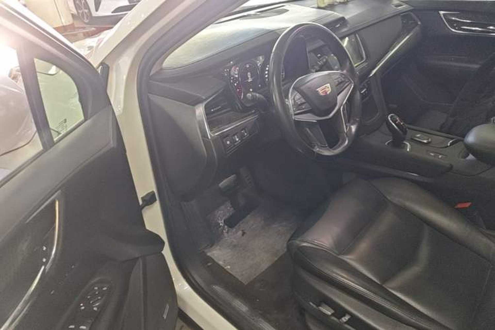 Used Cadillac XT5 2018 25T Luxury Model Driver Seat