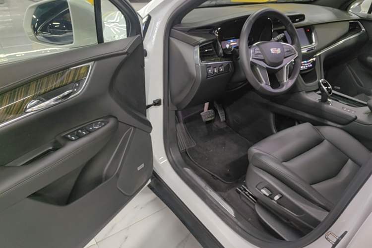 Used Cadillac XT5 2018 28E Four-Wheel Drive Tech Version Driver Seat