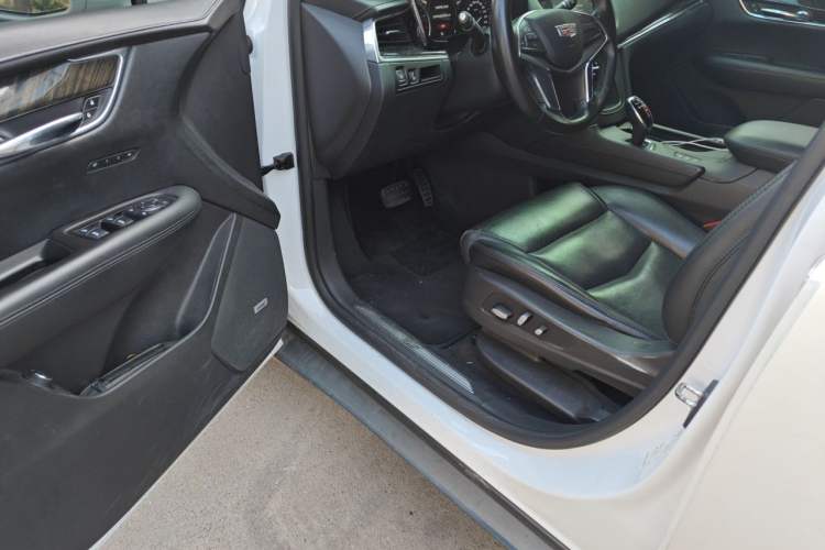 Used Cadillac XT5 2018 28T Four-Wheel Drive Luxury Model Driver Seat