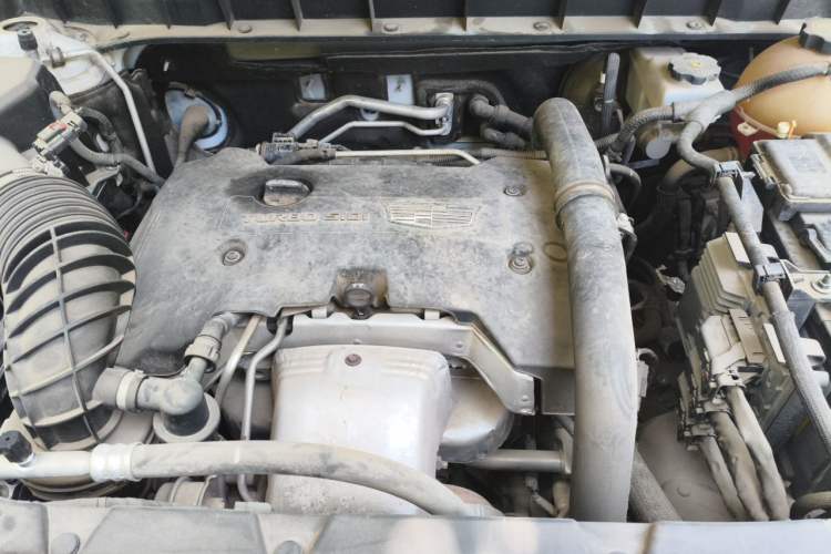 Used Cadillac XT5 2018 25T Luxury Model Engine Bay